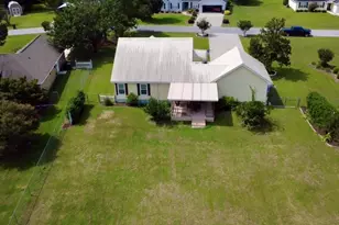 2121 Alexis Dr, Claxton, GA 30417 - Photo 5