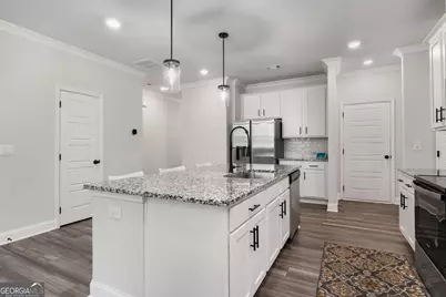 4635 Cypress Park Drive, Gainesville, GA 30504 - Photo 9