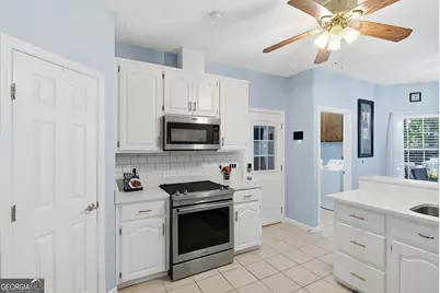 203 S Topi Trail, Hinesville, GA 31313 - Photo 9