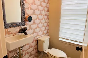 2635 Creekside Dr NW, Atlanta, GA 30318 - Photo 17