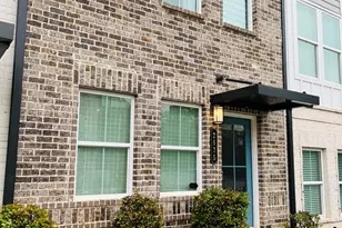 2635 Creekside Dr NW, Atlanta, GA 30318 - Photo 3
