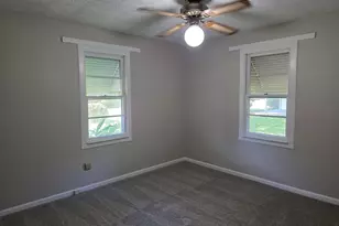 404 E Moore St, Bloomingdale, GA 31302 - Photo 13