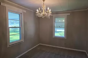 404 E Moore St, Bloomingdale, GA 31302 - Photo 5