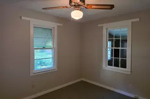 404 E Moore St, Bloomingdale, GA 31302 - Photo 11