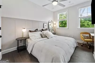 6579 Beacon Drive #327, Atlanta, GA 30328 - Photo 9