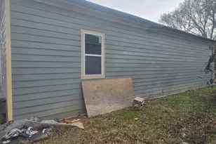 142 Spalding St, Griffin, GA 30223 - Photo 3