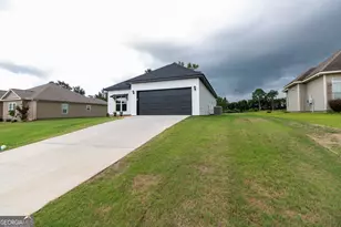 67 Cole Dr, Hawkinsville, GA 31036 - Photo 3