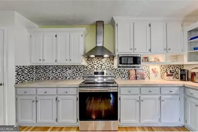 6224 Ivy Springs Drive, Flowery Branch, GA 30542 - Photo 13