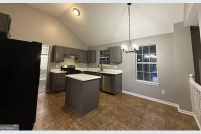 3917 Creek Shoals Lane, Ellenwood, GA 30294 - Photo 3
