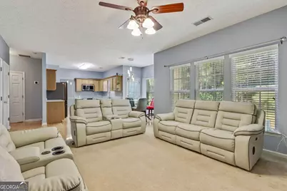 1339 Silverstone Trail, Jonesboro, GA 30238 - Photo 9