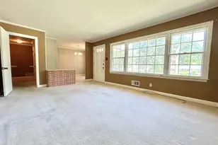 1306 Greenview Dr, Griffin, GA 30224 - Photo 3