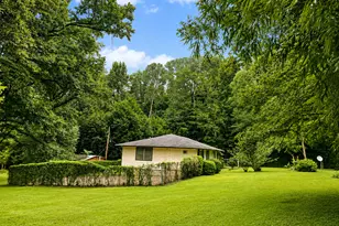 172 Raymond Carson St, Newnan, GA 30265 - Photo 5