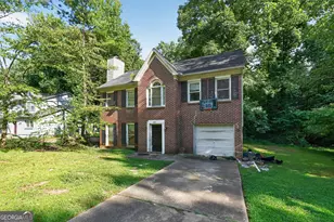 805 Greenhedge Dr, Stone Mountain, GA 30088 - Photo 5