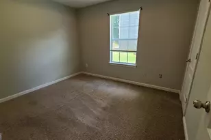 1593 Queen Elizabeth Dr, Locust Grove, GA 30248 - Photo 13