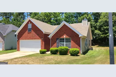 1593 Queen Elizabeth Drive, Locust Grove, GA 30248 - Photo 1