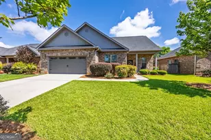 121 Alexis Way, Byron, GA 31008 - Photo 1