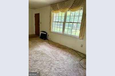 8318 Magnolia Drive, Jonesboro, GA 30238 - Photo 7