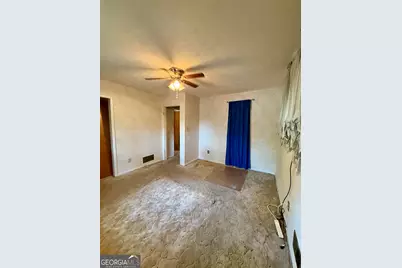 8318 Magnolia Drive, Jonesboro, GA 30238 - Photo 9