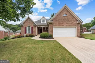 155 Biltmore Dr, Fayetteville, GA 30214 - Photo 1