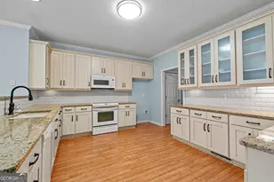 155 Biltmore Dr, Fayetteville, GA 30214 - Photo 9