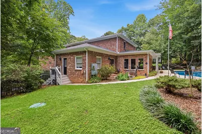 661 Wellington Drive, Winder, GA 30680 - Photo 3