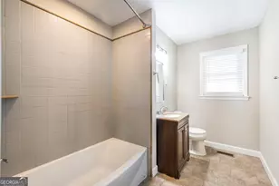 1049 Newport Rd, Macon, GA 31210 - Photo 25