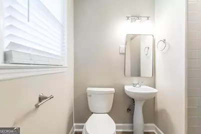 1049 Newport Road, Macon, GA 31210 - Photo 9