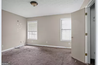 6409 Eastbriar Drive, Lithonia, GA 30058 - Photo 9