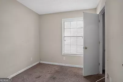 6409 Eastbriar Drive, Lithonia, GA 30058 - Photo 13