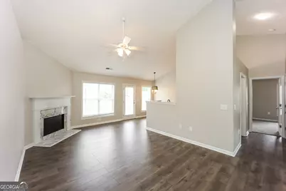 413 Baldwin Court, Newnan, GA 30263 - Photo 7