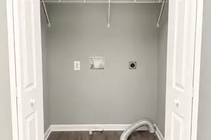 2001 Lois Pl NW, Atlanta, GA 30318 - Photo 15