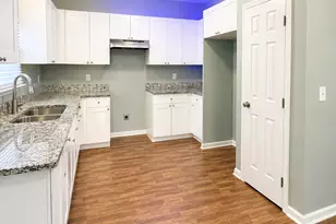 2001 Lois Pl NW, Atlanta, GA 30318 - Photo 9