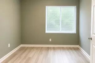 2001 Lois Pl NW, Atlanta, GA 30318 - Photo 17