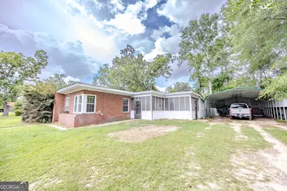 10 W Graham Street, McRae-Helena, GA 31055 - Photo 1