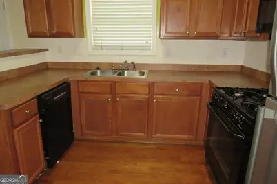 2718 Rocky Court, South Fulton, GA 30349 - Photo 11