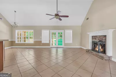 1128 Meadowview Drive, Jackson, GA 30233 - Photo 9