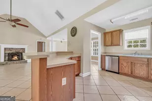 1128 Meadowview Dr, Jackson, GA 30233 - Photo 17