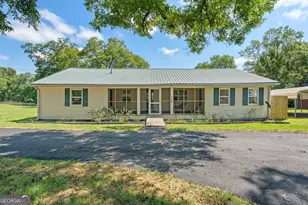 176 Midland St, Williamson, GA 30292 - Photo 3