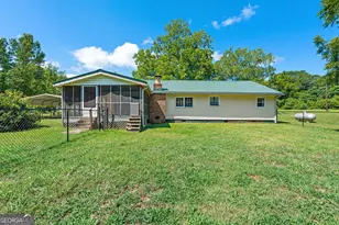176 Midland St, Williamson, GA 30292 - Photo 35