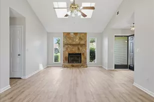 208 Sun Valley Dr, Warner Robins, GA 31093 - Photo 3
