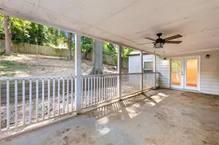 2818 Harlan Dr, Atlanta, GA 30344 - Photo 25