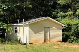 184 Lee Thompson Rd, Moreland, GA 30259 - Photo 19