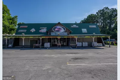 2023 Memorial Drive, Waycross, GA 31501 - Photo 13