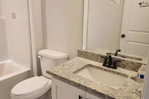 16 18 44 46 66 Clay St, Hartwell, GA 30530 - Photo 5