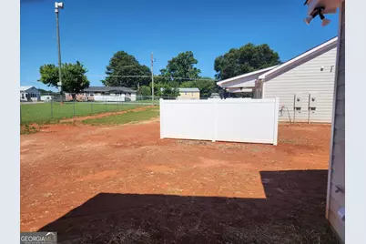 16,18,44,46,66 Clay St, Hartwell, GA 30530 - Photo 13