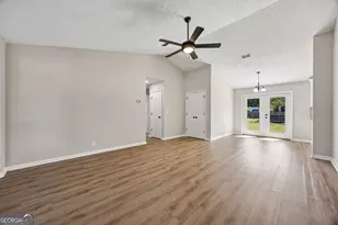 307 Clarks Bluff Rd, Kingsland, GA 31548 - Photo 5