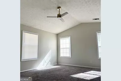 524 Julius Drive, Stone Mountain, GA 30087 - Photo 11