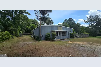 307 Saxon Street, Dublin, GA 31021 - Photo 3