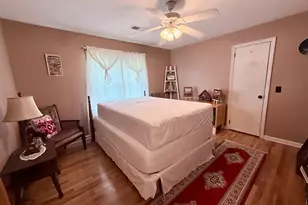 301 E Willow Lake Dr, Metter, GA 30439 - Photo 11