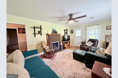 301 E Willow Lake Drive, Metter, GA 30439 - Photo 3